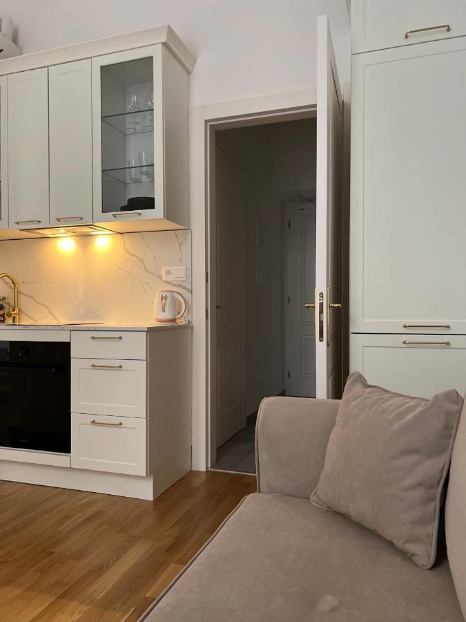 Angeloroma Deluxe Apartment Prague Exterior photo